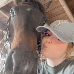 Meet your Posher, Riley